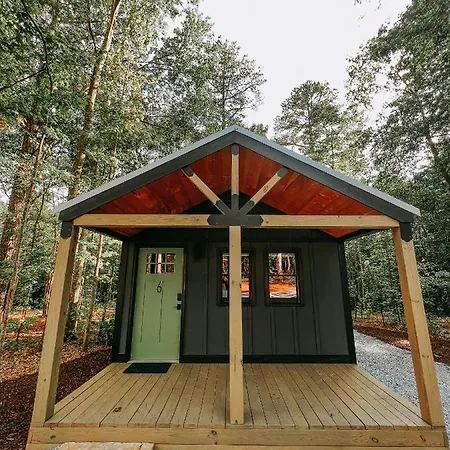 Studio Style Cabin #6
